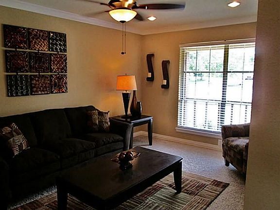 3rd image of 12603 Gaslite Cir