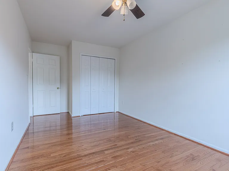 Sunflower Cir — Photo 13