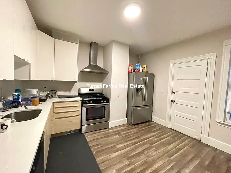 45 Crescent Ave #1R — Photo 22