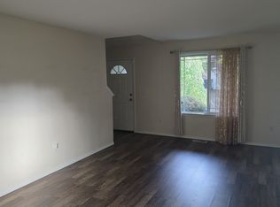 18302 8th Ave SE, Bothell, WA 98012