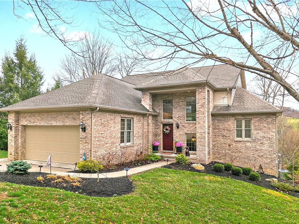 1st image of 220 Zimmer Ln