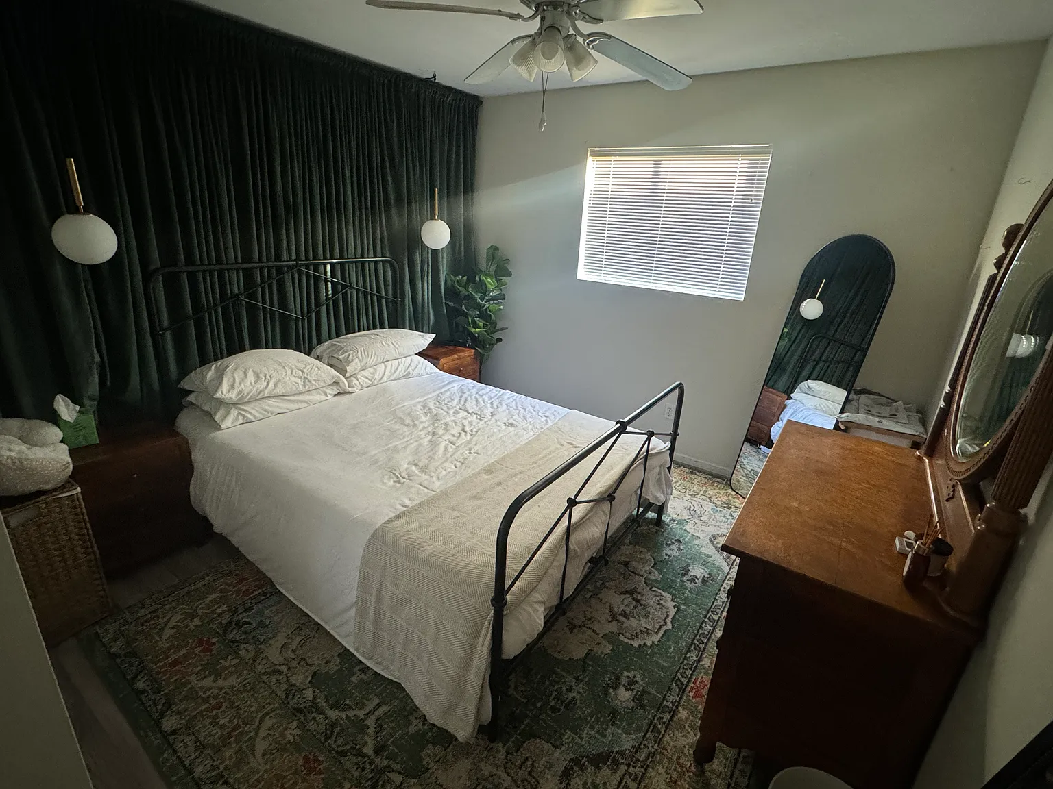 311 Bayview Dr — Photo 1