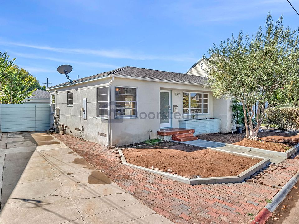 1st image of 4227 Albatross Dr