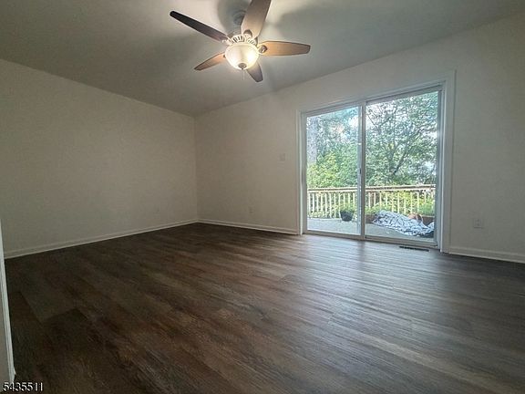 4th image of 596 Harrison Ave APT 3