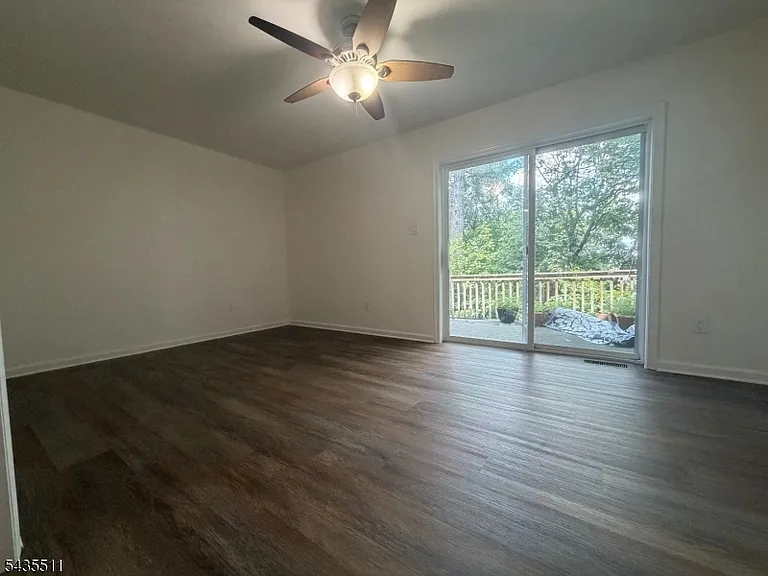 596 Harrison Ave #3 — Photo 4