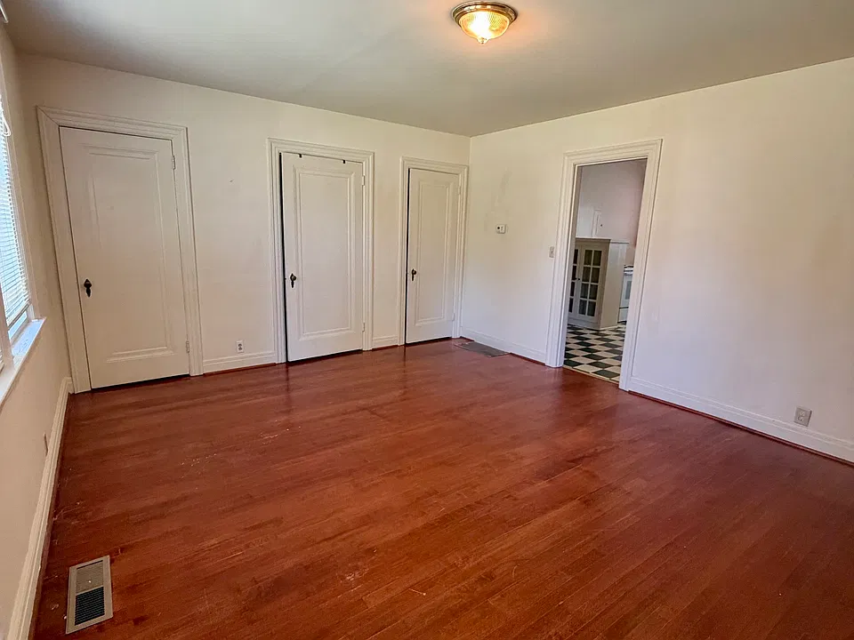 1601 Stratford Ave #5