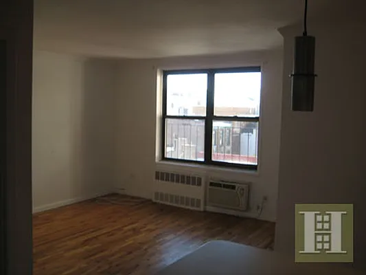 Rented by Halstead Real Estate | media 43