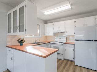 422 Rutland Rd S, Kelowna, BC V1X3A1