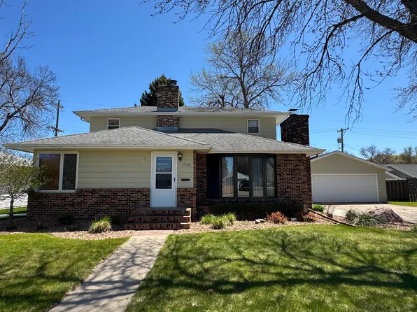 1733 Marshall Rd, Aberdeen, SD 57401