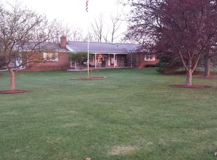 21491 Fifteen Mile Rd, Bellevue, MI 49021