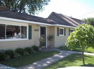 7267 Cardinal St, Algonac, MI 48001