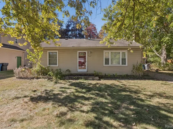 639 N Harvey St, Westland, MI 48185