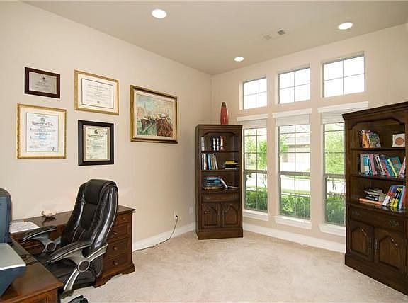 2nd image of 18911 Banyan Cove Ln