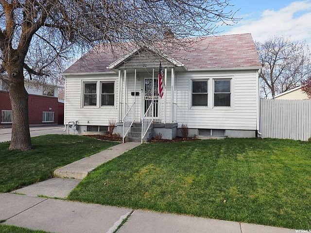 1st image of 730 S 1000th St W