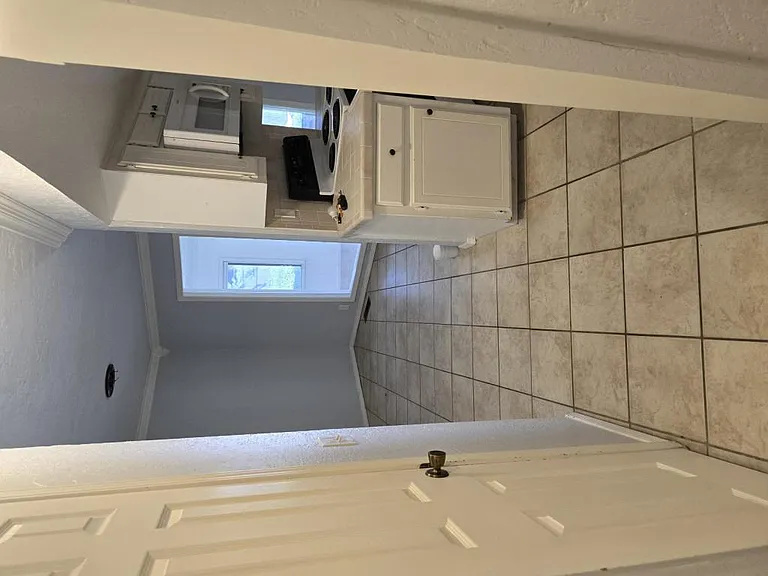 11907 N Mustang Rd — Photo 11