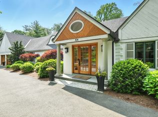 104 Ardsley Rd, Longmeadow, MA 01106