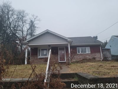 109 Carson St, Springdale, PA, 15144
