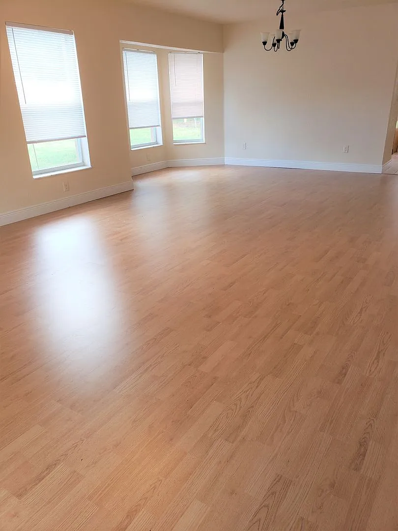 Beautiful 3/2 Townhome in Lakeside — Photo 3