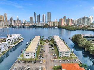 3922 NE 166th St #S105, North Miami Beach, FL 33160