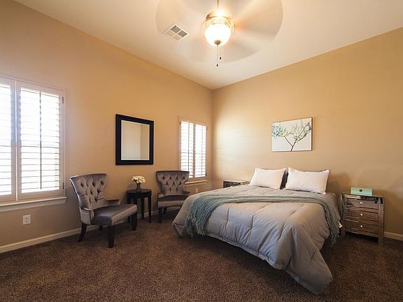 3rd image of 13165 Cozy Cove Ave