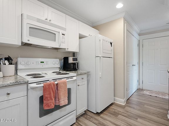 5th image of 1130 Tree Top Way APT 1333
