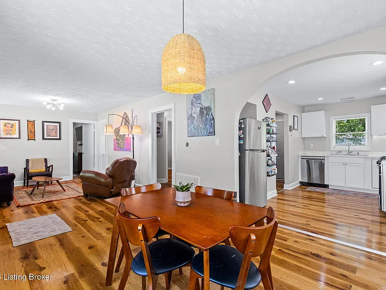 4207 S 1st St — Photo 10