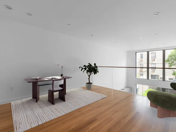 33 Carroll Street image 6 of 12