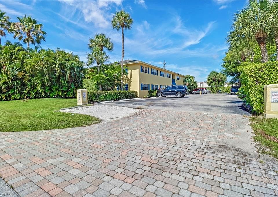 4290 Gulfstream Dr APT 3, Naples, FL 34112 Zillow