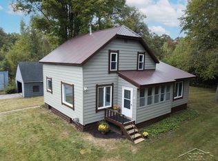 87 W Star Rd, Sanford, MI 48657