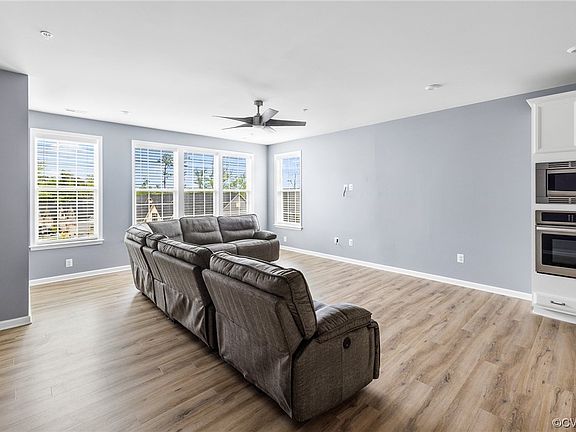 4th image of 4601 Wistar Creek Dr #B