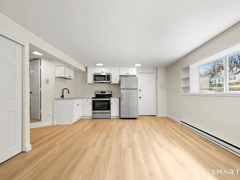 106 River Rd #1 — Photo 4