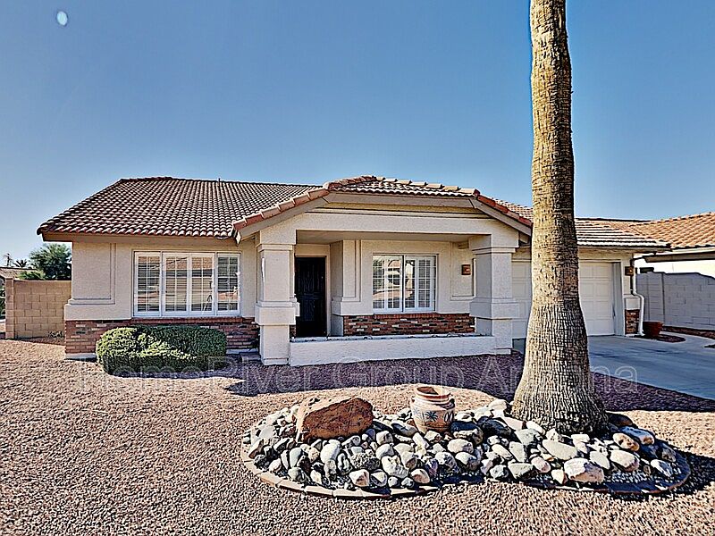 1st image of 10951 W Ventana Dr W