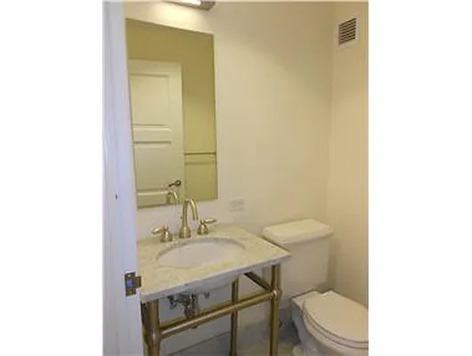 Rented by Douglas Elliman | media 20