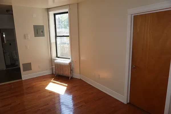 Rented by Lions Share Inc. | media 8