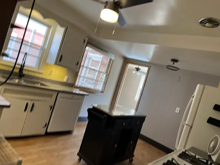Kitchen (looking to dining area)