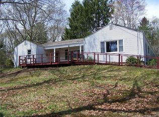 1155 River Rd, Groton, CT 06355