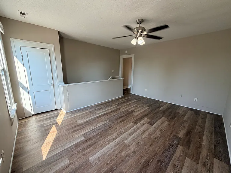 1307 E Market St #2 — Photo 5