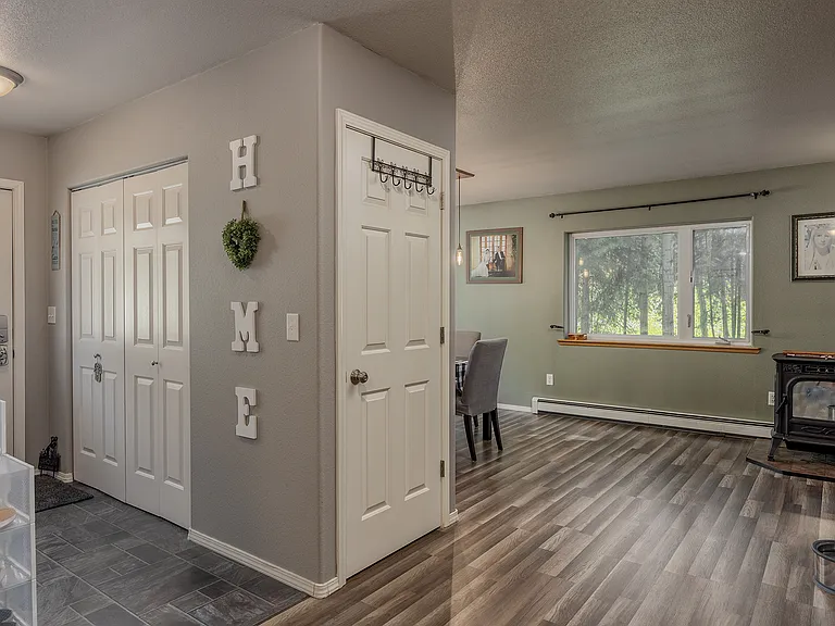 2331 Blue Sparkle Dr — Photo 2