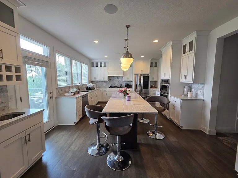 4301 Picket Way — Photo 3