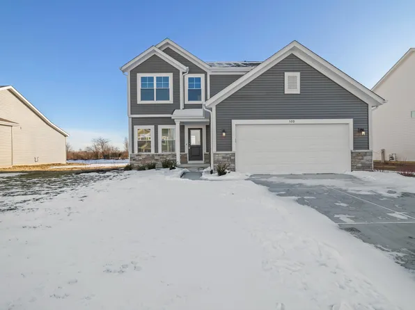 599 E 131st Pl, Crown Point, IN 46307