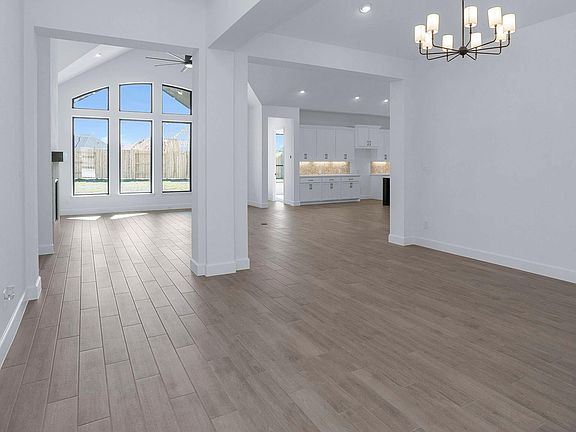 3rd image of 15814 Mossy Juniper Ln