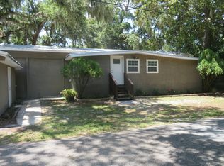 1448 Ian Dr, Fernandina Beach, FL 32034