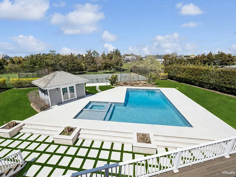 23 Meadow Ln — Photo 3