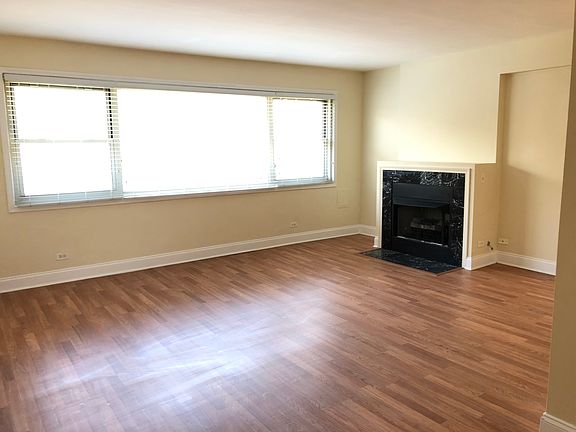 4th image of 7511 N Damen Ave APT C2