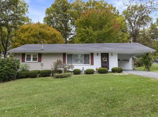 409 Mimosa St, Mt Carmel, TN 37645