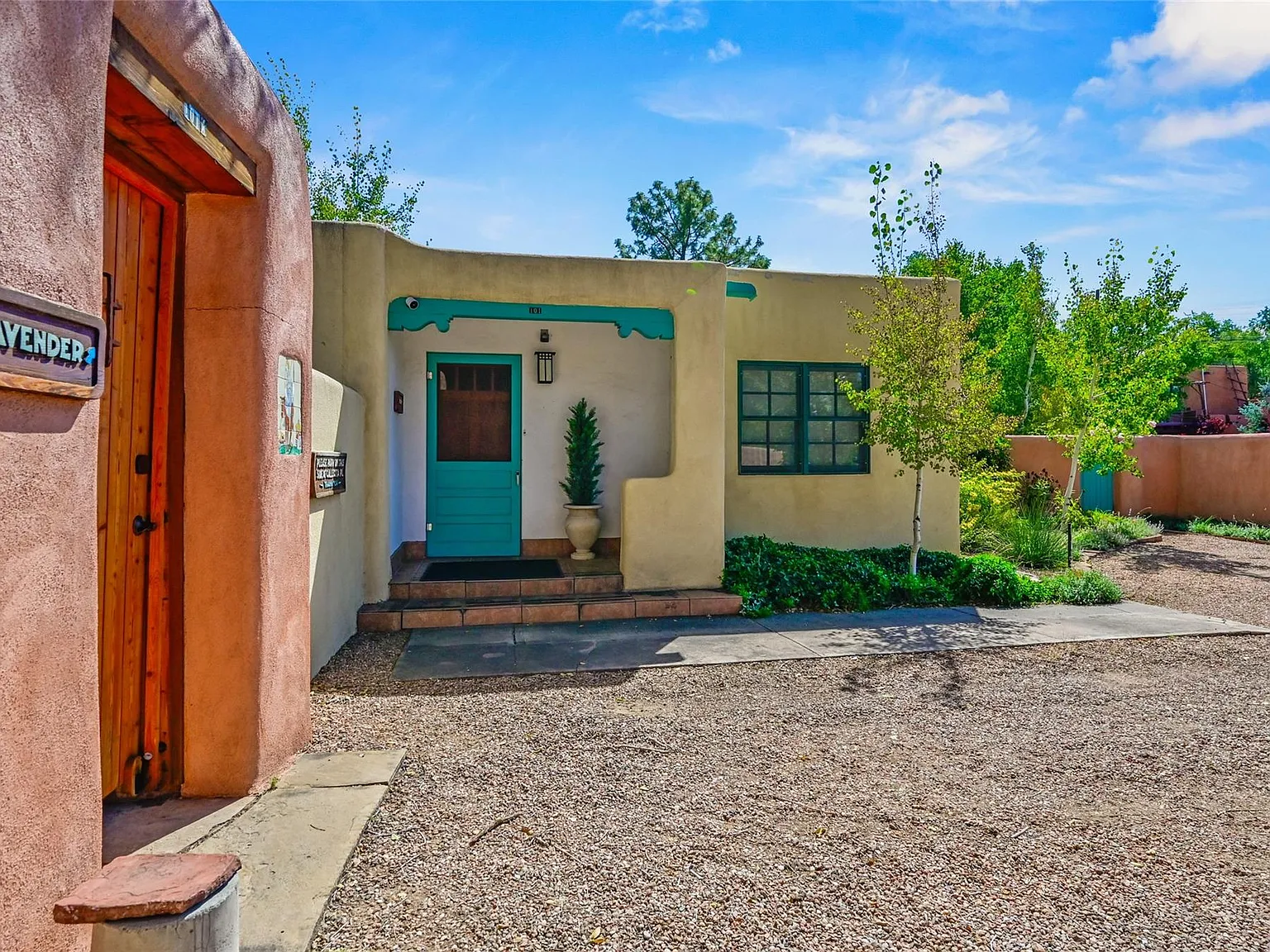 2 bed, 930 sqft, $2,500 — Photo 2