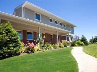 22 Winchester Oval, New Rochelle, NY 10805