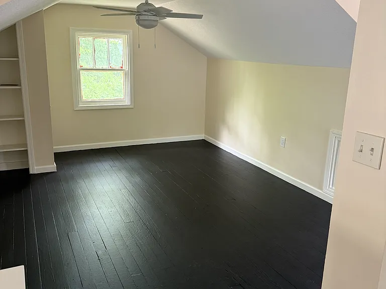 933 Winona Dr — Photo 9