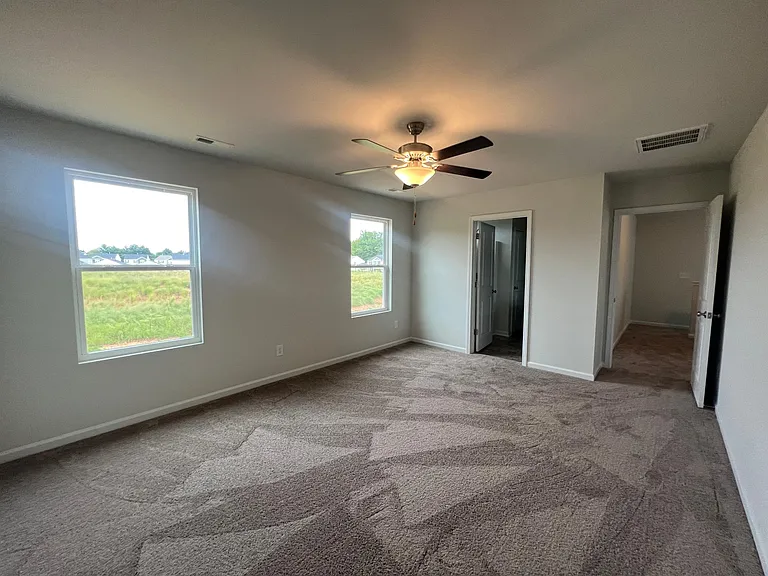 640 Cam Cir — Photo 25