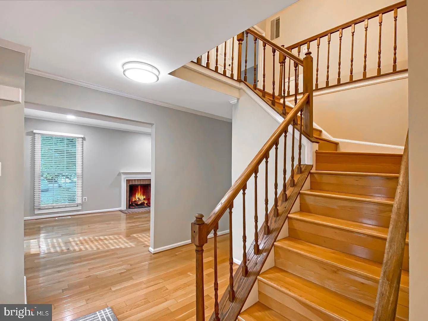 3 bed, 4.0 bath, 2254 sqft, $3,150 — Photo 2